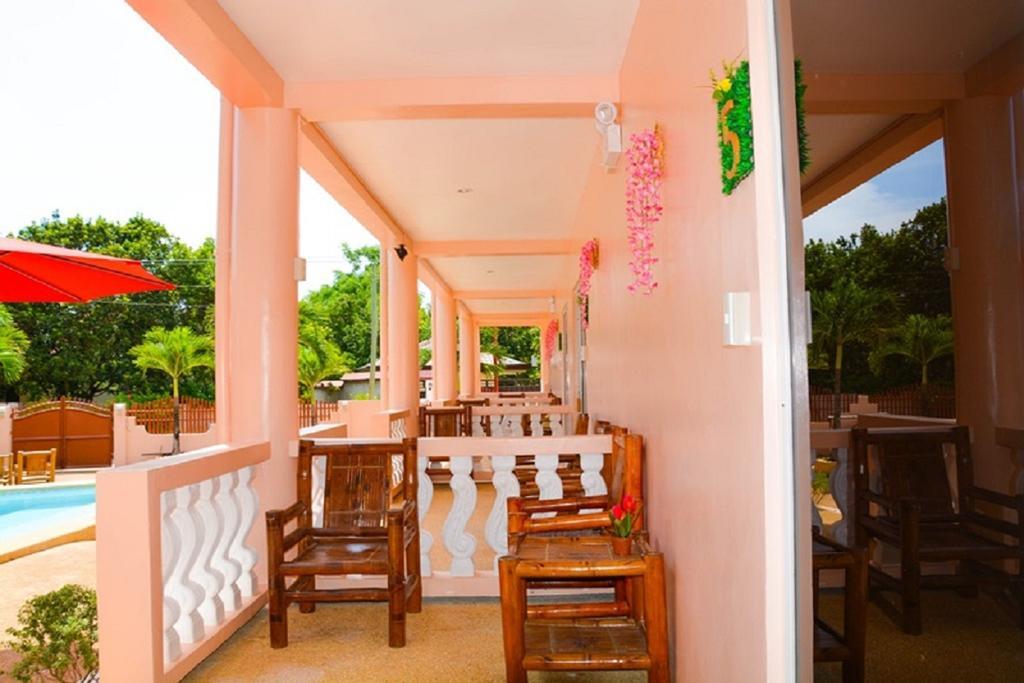 Alona Studios Apartment Hotel بنغلاو المظهر الخارجي الصورة