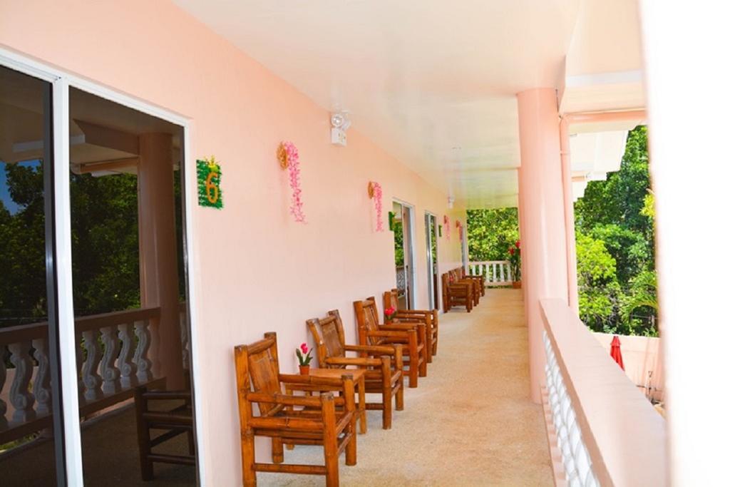 Alona Studios Apartment Hotel بنغلاو المظهر الخارجي الصورة