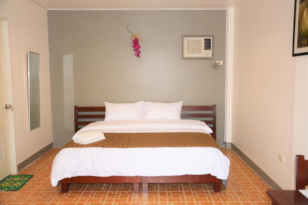 Alona Studios Apartment Hotel بنغلاو المظهر الخارجي الصورة